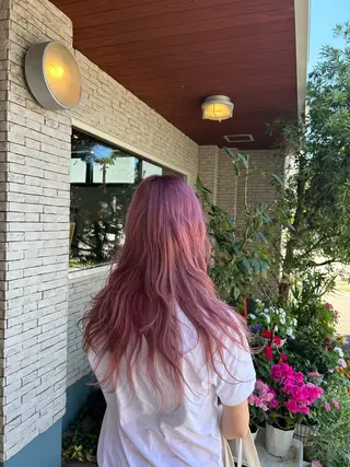 カラー 橋本 愛唯のヘアスタイル