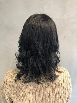セミロング カラー ヘアアレンジ TOKI /透明感/原宿のヘアスタイル