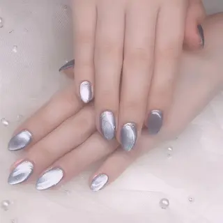ネイル Tinaネイル 難波のネイルデザイン