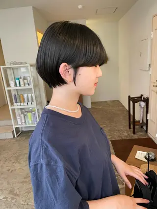 ショート カラー ヒナゴ トヨカズのヘアスタイル