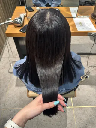 セミロング 髪質改善 🫧Akariのヘアスタイル