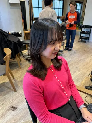 セミロング 新宿/顔周りカット +レイヤー=しずく♩のヘアスタイル