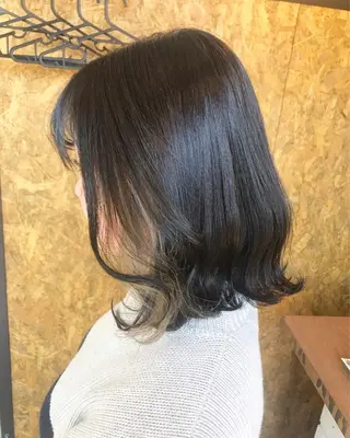 ミディアム カラー uru" すずきさゆりのヘアスタイル
