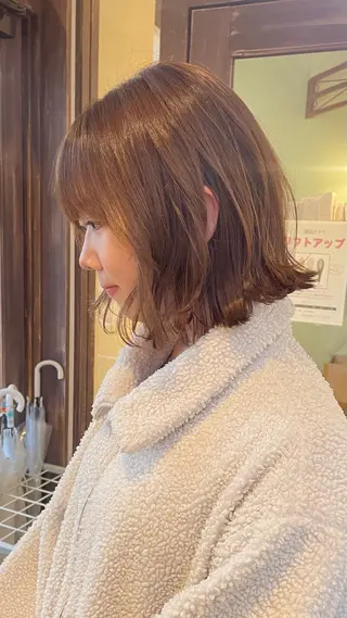ミディアム 色落ちまで可愛い🩷 透明感🩵安江理緒のヘアスタイル