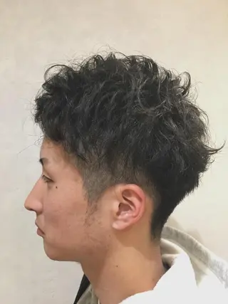 ショート カラー メンズ 島田 竜也のヘアスタイル