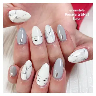 ミディアム ネイル 🐾enen style 🐾のネイルデザイン