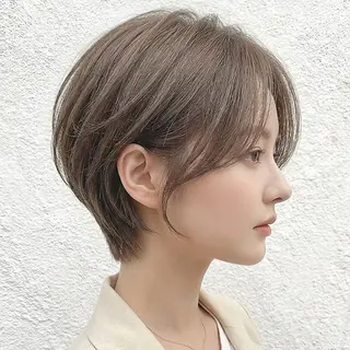 ショート 透明感カラー✨ よしの じろうのヘアスタイル