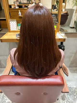 ミディアム カラー 若狭 彩花のヘアスタイル
