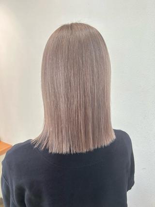 ミディアム カラー Maya🦋 ハイトーン特化のヘアスタイル