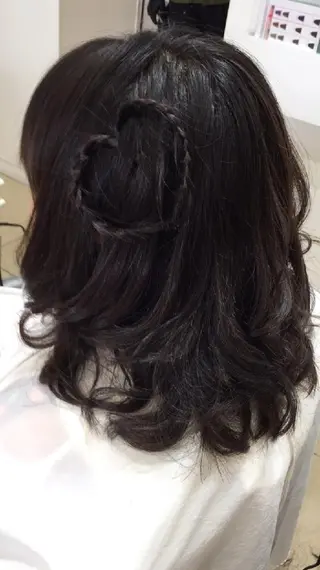 ミディアム ヘアアレンジ パーマ 山内 佐江子のヘアスタイル