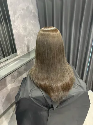 カラー nameless miichiのヘアスタイル
