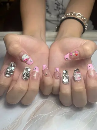 ネイル akina nailsのネイルデザイン