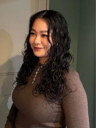 セミロング パーマ ﾁｶｼﾂ.ｾﾞﾝ/ ﾌｳｶのヘアスタイル