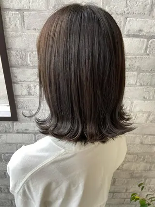 ミディアム カラー Oopsレイヤー 加藤澄都のヘアスタイル