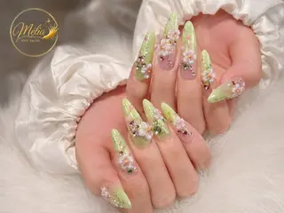 ネイル Melia Nailsのネイルデザイン