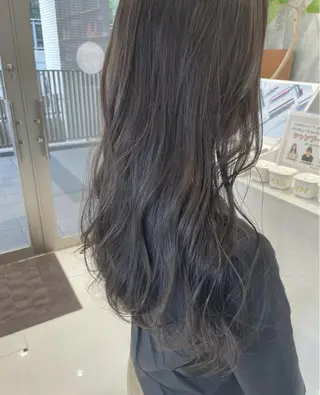 ロング カラー 寺岡 美結希のヘアスタイル