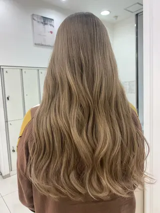 ロング カラー keany錦糸町 ハセベユウのヘアスタイル