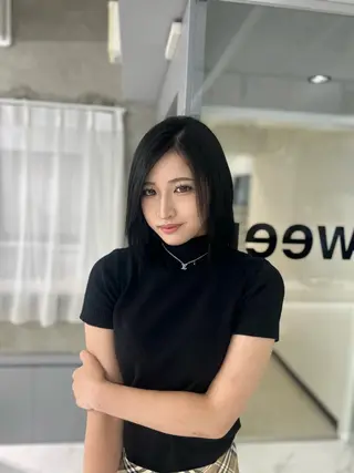 カラー ❤︎REIKA❤︎ ブリーチなしWカラーのヘアスタイル