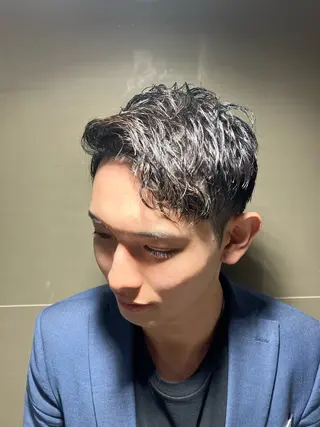 ショート メンズ SAKI SAKIのヘアスタイル