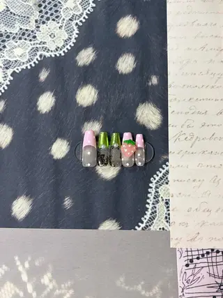 ネイル Nailist Rinaのネイルデザイン