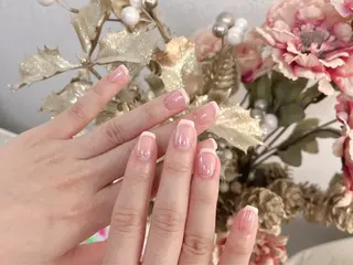 ネイル 岡部 梨乃のネイルデザイン