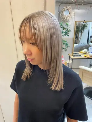 ミディアム 透明感カラー 🦋AYAのヘアスタイル
