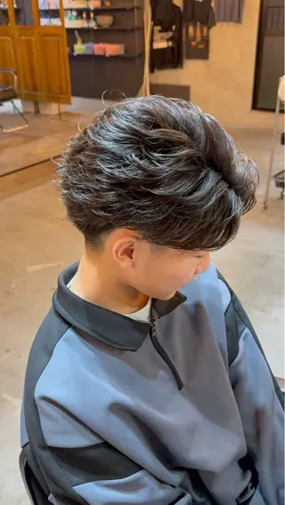 ショート ツイスパ/シャドウ 新井のヘアスタイル