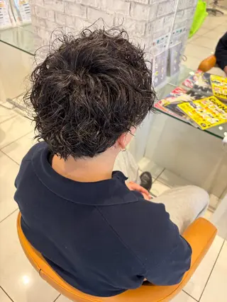ミディアム パーマ メンズ 🫧ヒシダアキ taboo.i🫧のヘアスタイル