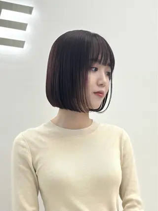 ショート カラー ヘアアレンジ 縮毛矯正🤍 ボブ/ HIKARIのヘアスタイル
