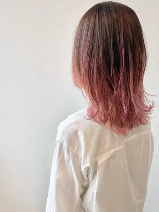 セミロング MYRTLE TSUNODAのヘアスタイル