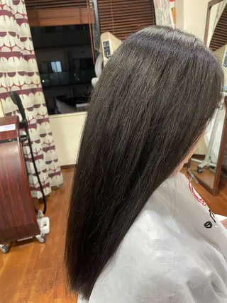 セミロング カラー 浅岡 昭汰のヘアスタイル