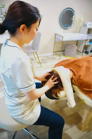 🌱ストレスケア専門 脳疲労ヘッドのエステ・リラクイメージ