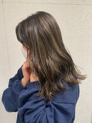 セミロング トップスタイリスト/ アユミのヘアスタイル