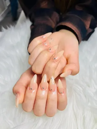 ネイル AURA NAIL 上前津のネイルデザイン