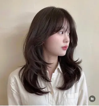 ミディアム 銀座/韓国レイヤー/ 艶カラー🍓原田侑依のヘアスタイル
