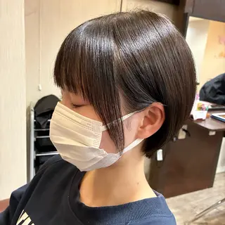 ショート カラー SHIORI💜口コ ミNo.1艶カラーのヘアスタイル