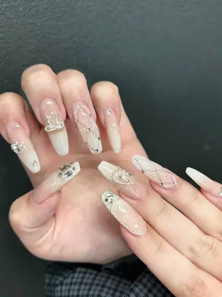 ネイル LISA ANA.CHUOのネイルデザイン