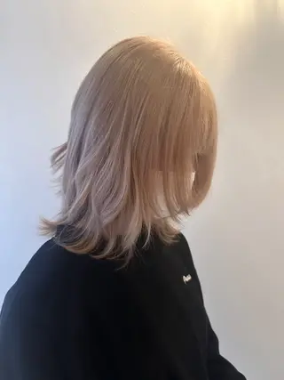ミディアム いの 🍏 Roomのヘアスタイル