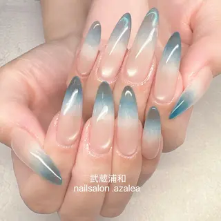 ネイル R inのネイルデザイン
