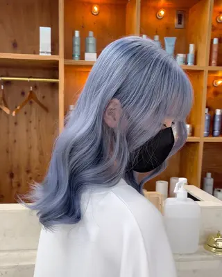 ミディアム U リオナのヘアスタイル