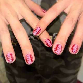 ネイル 🪐富島彩夏 /海外nail🪐のネイルデザイン