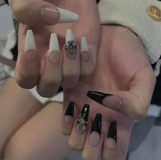 ネイル HIN NAILのネイルデザイン