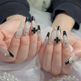ネイル Lyna 池袋のネイルデザイン