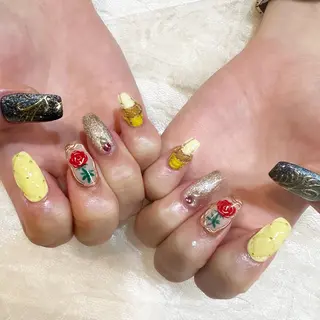 ネイル nailist yuiのネイルデザイン