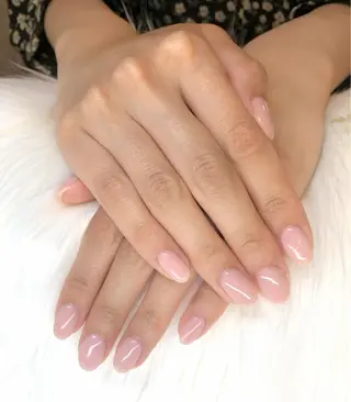ネイル リスブラン🌱 IKUMIのネイルデザイン