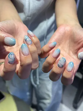 ネイル 🪐富島彩夏 /海外nail🪐のネイルデザイン