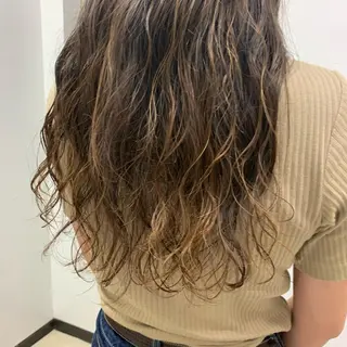 ミディアム カラー パーマ ヘアアレンジ マツエク・マツパ 🩵 JURI🩵のヘアスタイル