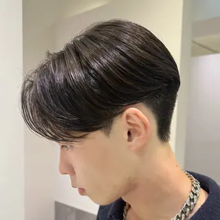 メンズ センターパート特化/ メンズカット/ヒロキのヘアスタイル