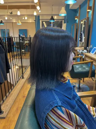 ショート カラー yuzuki Agu臼井のヘアスタイル