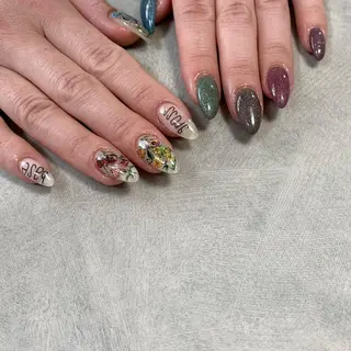 ネイル S. JEWELのネイルデザイン